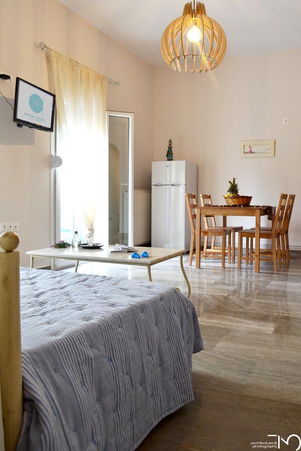 Ariadne & Theseus Apartments Naxos City Exterior foto